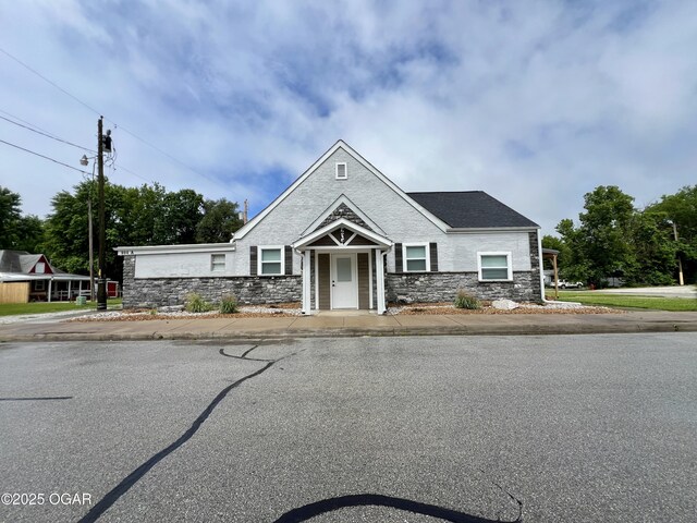 204 Webb St, Duenweg, MO 64841 - view of front facade with stone siding