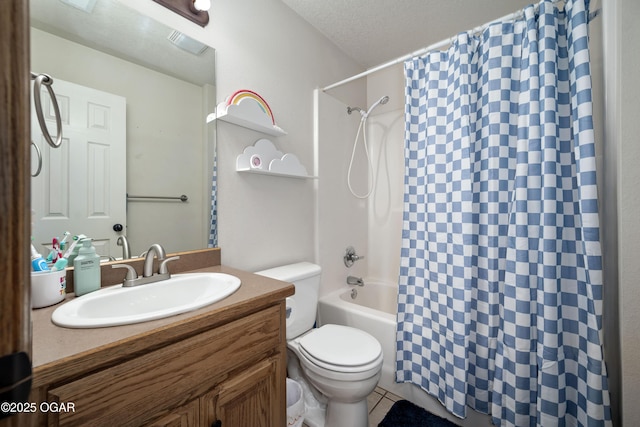 330 Sadie Ln, Webb City, MO 64870 - full bath featuring toilet, shower / bath combination with curtain, vanity, a textured ceiling, and tile patterned floors