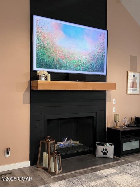 3331 Willow Ln, Joplin, MO 64801 - detailed view of a large fireplace and baseboards