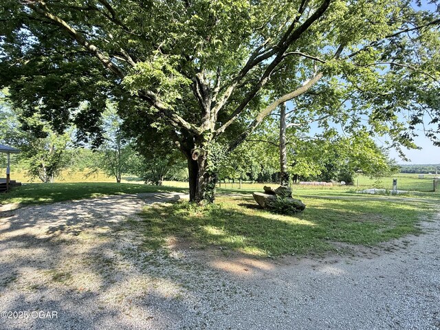 1604 E Chestnut St, Carthage, MO 64836 - photo 73