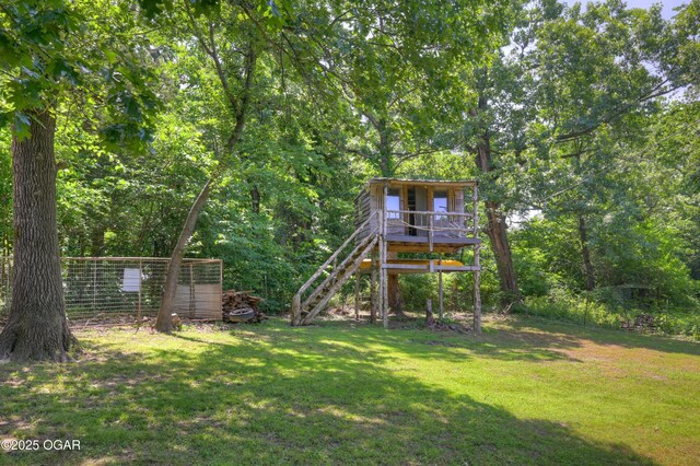 9404 County Lane 121, Carthage, MO 64836 - view of green lawn with stairway