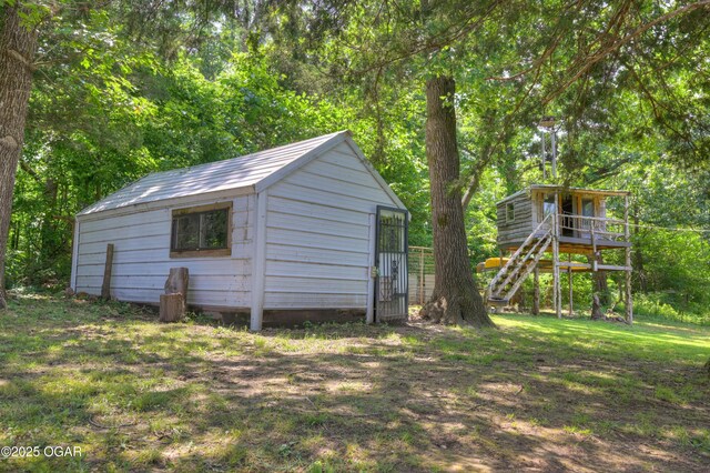 9404 County Lane 121, Carthage, MO 64836 - view of outbuilding with stairway