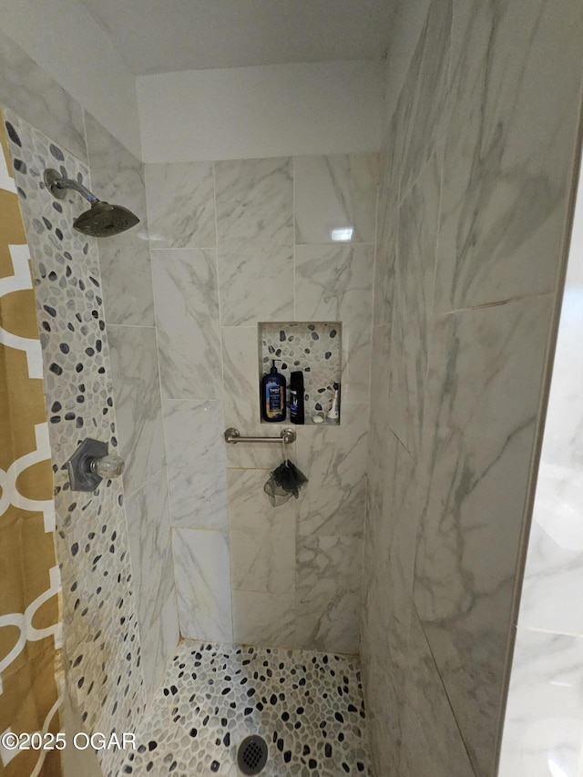 5358 Lawrence Unit 2220, Pierce City, MO 65723 - full bathroom featuring a tile shower