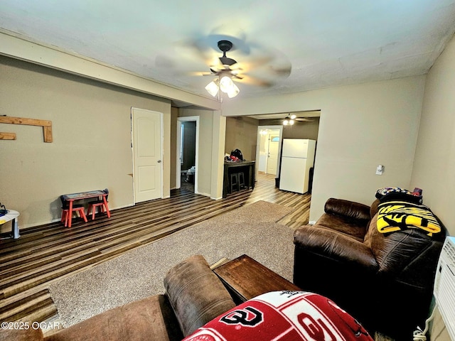 1109 Lincoln Ave, Baxter Springs, KS 66713 - living area with ceiling fan and carpet flooring