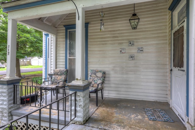 117 S 11th St, Sarcoxie, MO 64862 - view of porch