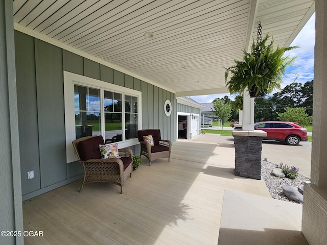 12673 Ibex Rd, Neosho, MO 64850 - view of porch