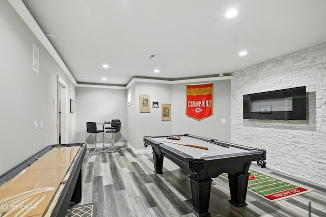 1641 Alexandra Dr, Carthage, MO 64836 - game room featuring wood finished floors, recessed lighting, billiards table, and crown molding