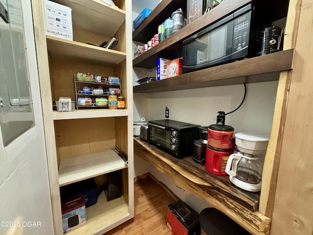 17568 Jordan Ln, Neosho, MO 64850 - view of pantry