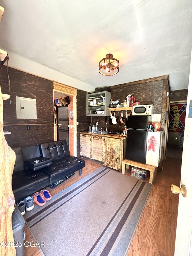 17568 Jordan Ln, Neosho, MO 64850 - garage featuring wood walls