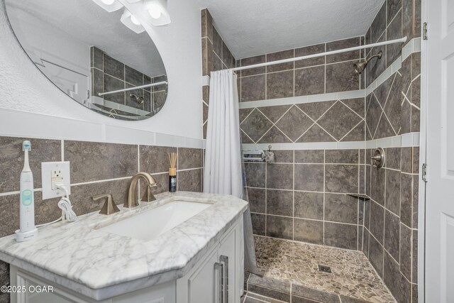 214 S Ozark Trl, Goodman, MO 64843 - full bathroom featuring tiled shower and vanity