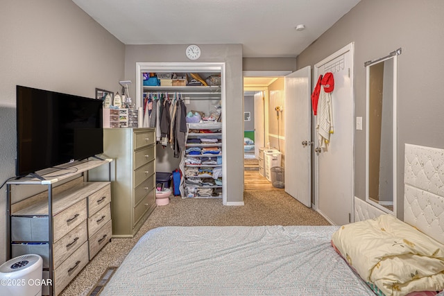 602 N Grand St, Pittsburg, KS 66762 - carpeted bedroom featuring a closet