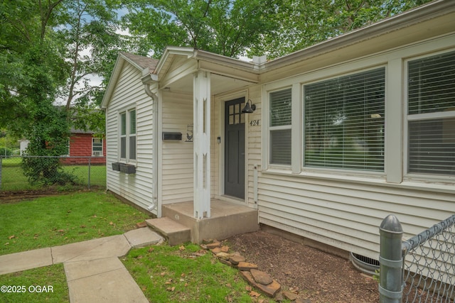 424 S Mcconnell Ave, Joplin, MO 64801 - property entrance
