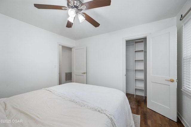 424 S Mcconnell Ave, Joplin, MO 64801 - bedroom with wood finished floors, a closet, and ceiling fan