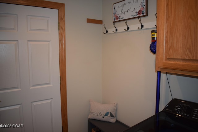 1902 E Natalie Ln, Joplin, MO 64801 - mudroom featuring washer / clothes dryer