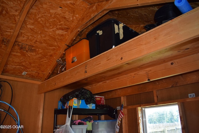1902 E Natalie Ln, Joplin, MO 64801 - detailed view of wood walls