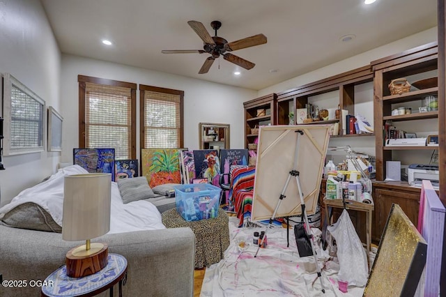 10640 Durango Ln, Carthage, MO 64836 - living area featuring a ceiling fan and recessed lighting