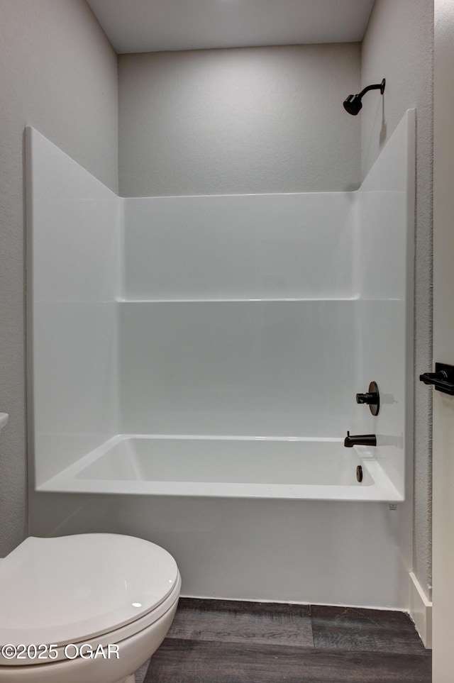 4313 W 28th Pl, Joplin, MO 64804 - full bath featuring shower / washtub combination and wood finished floors
