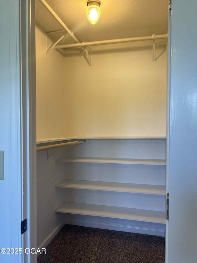 1617 Massachusetts Ave, Joplin, MO 64804 - view of walk in closet