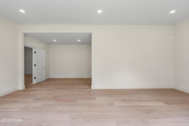 5077 Eagle Valley Dr, Joplin, MO 64804 - unfurnished room with light wood-type flooring and recessed lighting