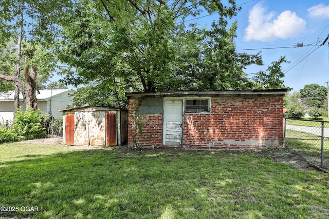 624 N Devon St, Webb City, MO 64870 - view of shed