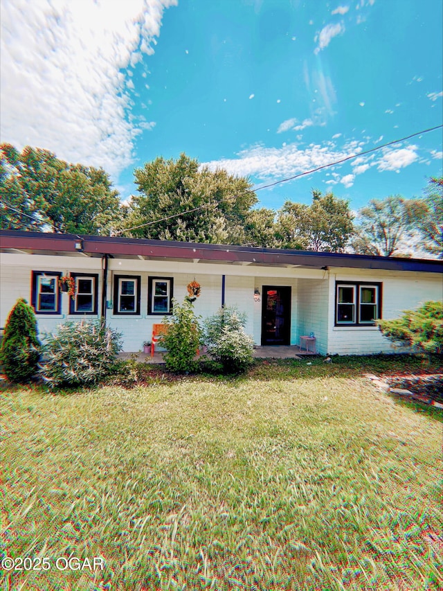 706 S Broadview Dr, Springfield, MO 65809 - ranch-style home with a front yard