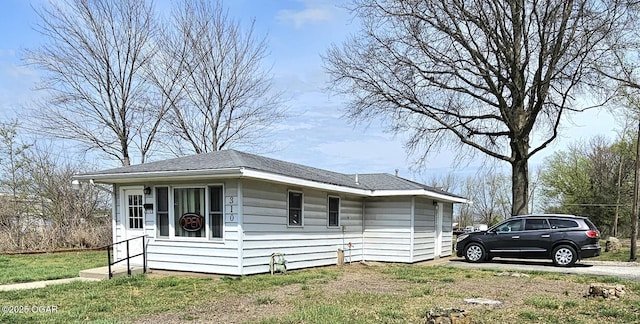 310 W 19th St, Baxter Springs, KS 66713 - view of side of property