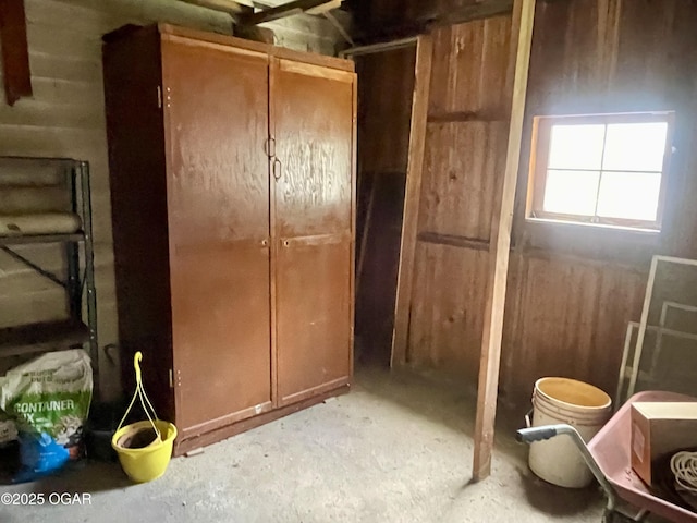 721 W Chestnut, Carthage, MO 64836 - bathroom featuring concrete flooring
