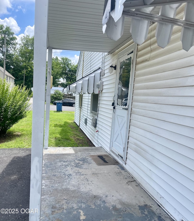 721 W Chestnut, Carthage, MO 64836 - view of patio