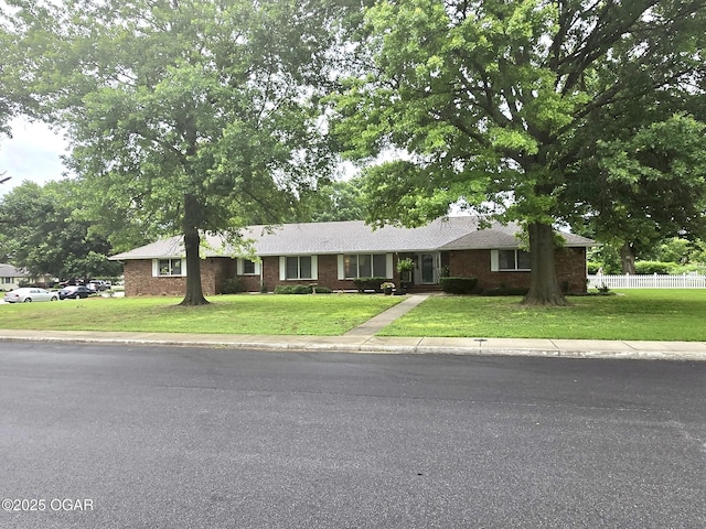 2140 Pearl St, Carthage, MO 64836 - photo 1