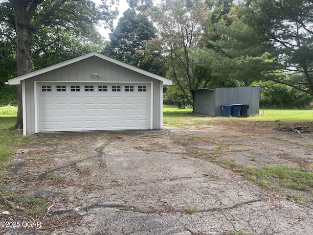 1701 S Kenser Rd, Joplin, MO 64801 - view of detached garage