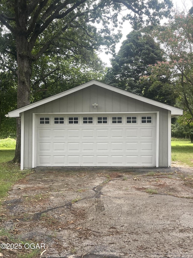 1701 S Kenser Rd, Joplin, MO 64801 - view of detached garage