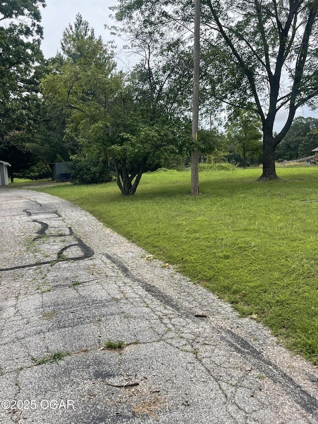 1701 S Kenser Rd, Joplin, MO 64801 - view of asphalt road