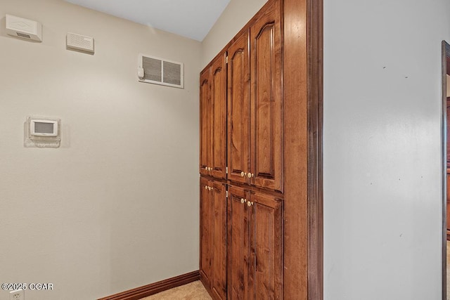 4345 Rob Ln, Joplin, MO 64804 - detailed view of baseboards