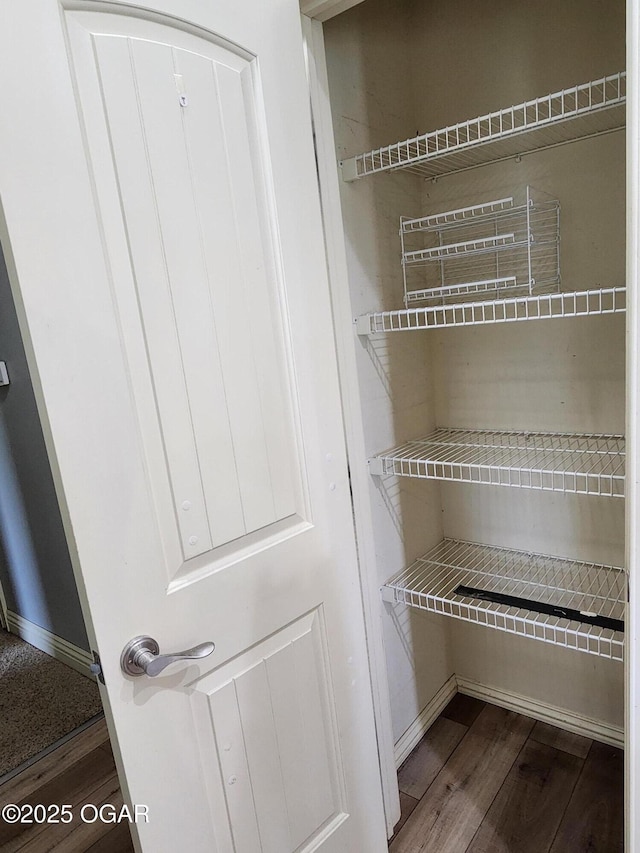 1502 E 7th St, Lamar, MO 64759 - view of closet