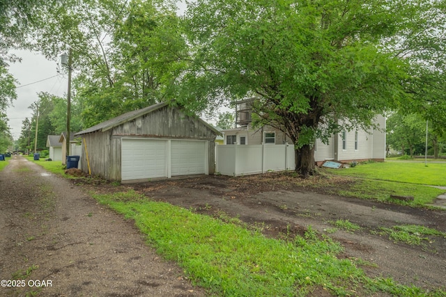 300 S Delaware Ave, Columbus, KS 66725 - photo 2