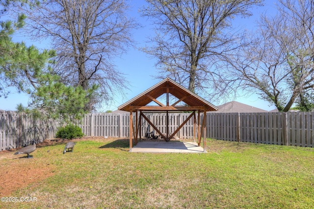 917 Monroe Cir, Carl Junction, MO 64834 - fenced backyard featuring a gazebo and a patio area