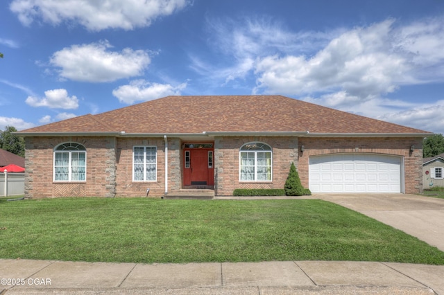 2336 Pearl St, Carthage, MO 64836 - photo 1