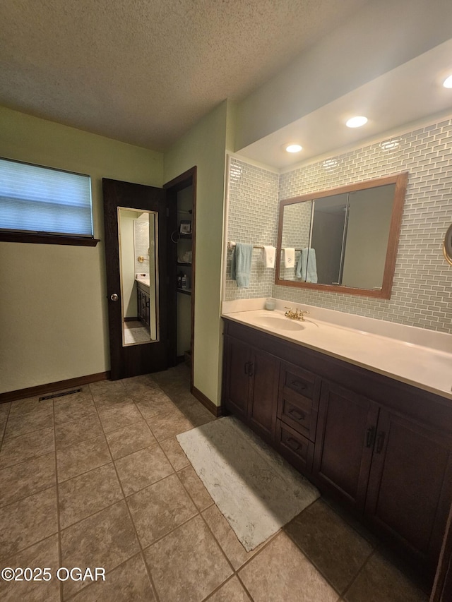 3110 Gaineswood Ave, Baxter Springs, KS 66713
