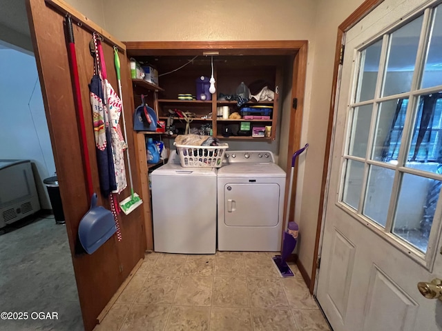 303 E Centennial Ave, Carthage, MO 64836 - washroom with washer and clothes dryer