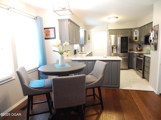 2722 E Wickersham Rd, Joplin, MO 64804 - dining area featuring light wood-style floors