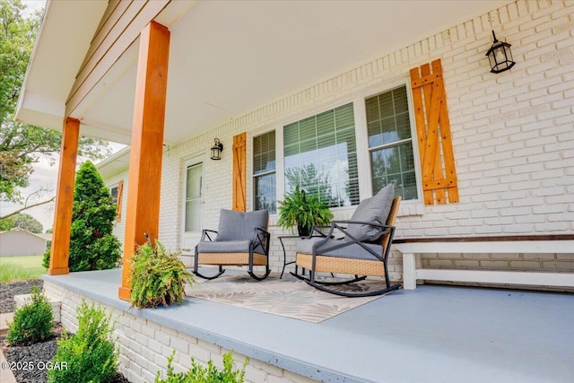 11284 Norway Rd, Neosho, MO 64850 - view of covered porch