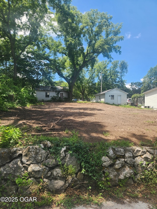 322 N Maple Ave, Joplin, MO 64801