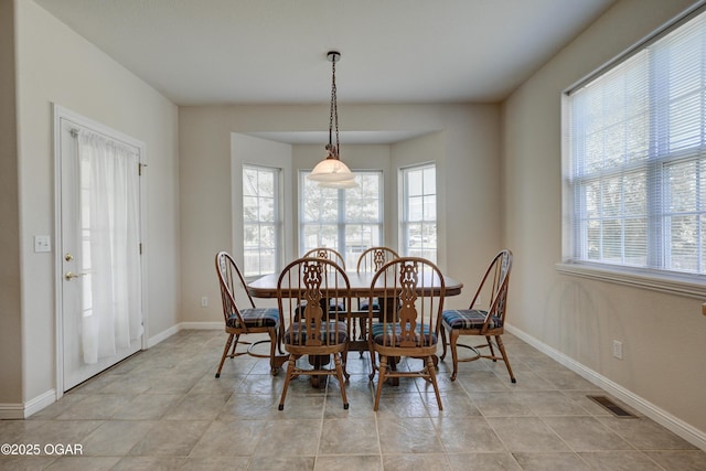 3024 N Chandler Ave, Joplin, MO 64801 - dining room with light tile patterned flooring