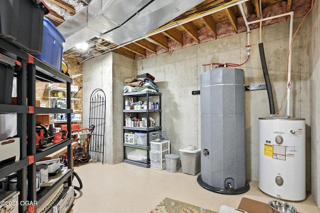 5738 Deer Park Ln, Joplin, MO 64804 - unfinished basement featuring water heater
