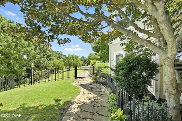 5738 Deer Park Ln, Joplin, MO 64804 - view of yard
