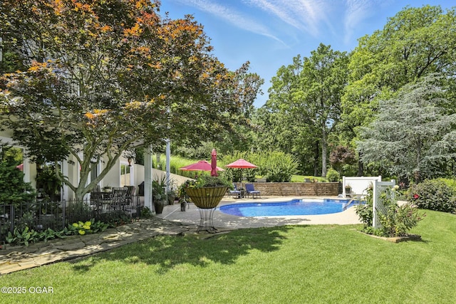 5738 Deer Park Ln, Joplin, MO 64804 - view of pool with a patio area