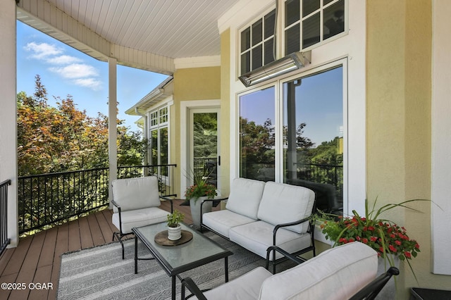 5738 Deer Park Ln, Joplin, MO 64804 - sunroom with outdoor lounge area