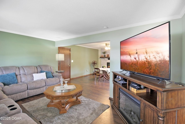 3508 Dirr Ave, Parsons, KS 67357 - living area featuring crown molding and wood finished floors