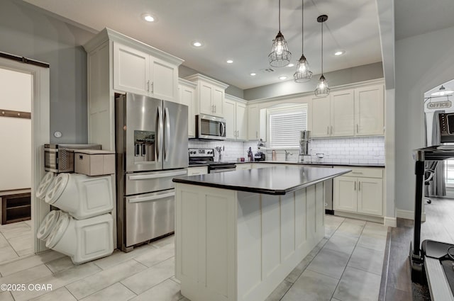 2258 S Greystone Sq, Webb City, MO 64870