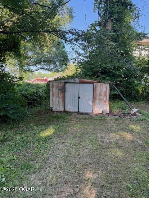 1705 S Walnut St, Pittsburg, KS 66762 - view of shed